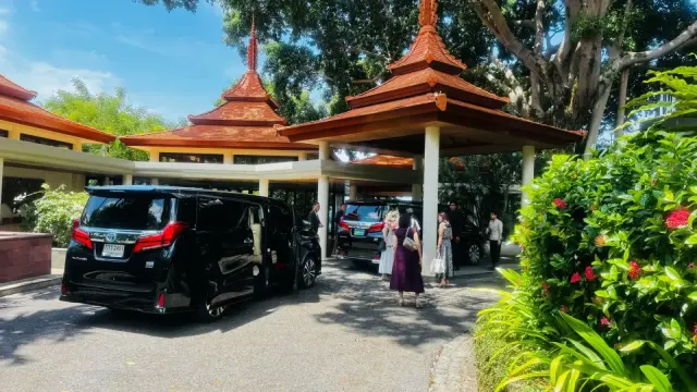 Phuket VIP Van Service: photo 7