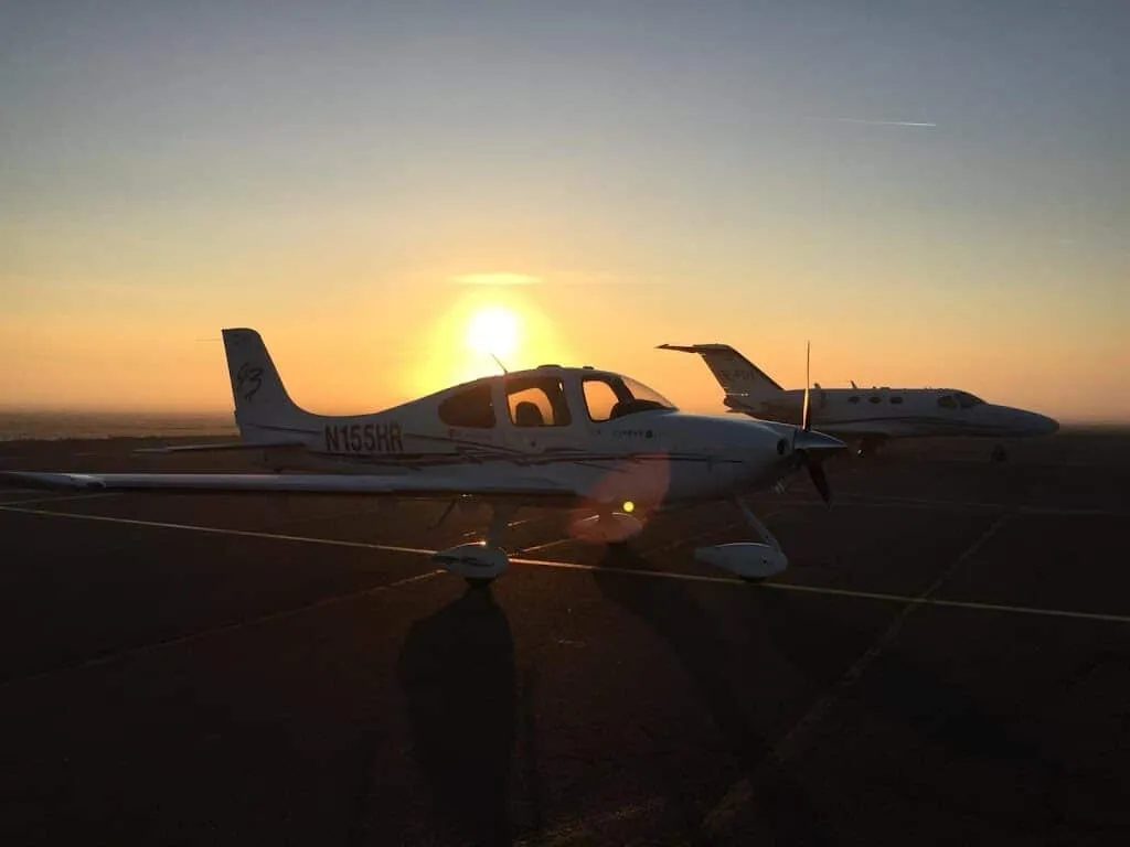 FA Aircraft Sales: photo 4