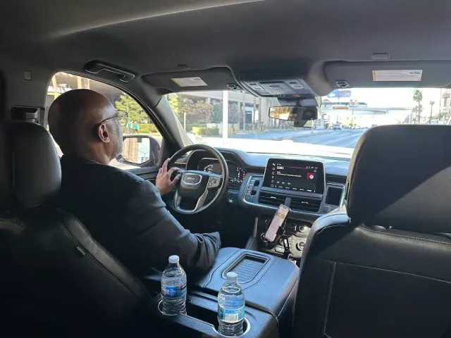 Personal Sedan Service: photo 3