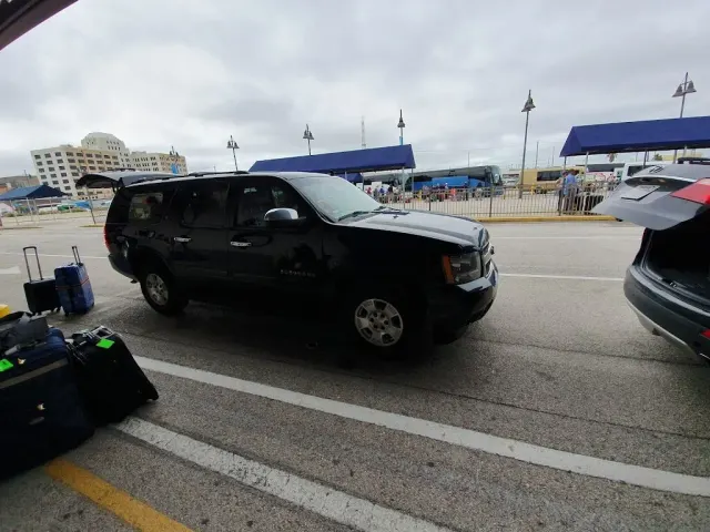 Houston Airport Taxi and limousine service photo 2