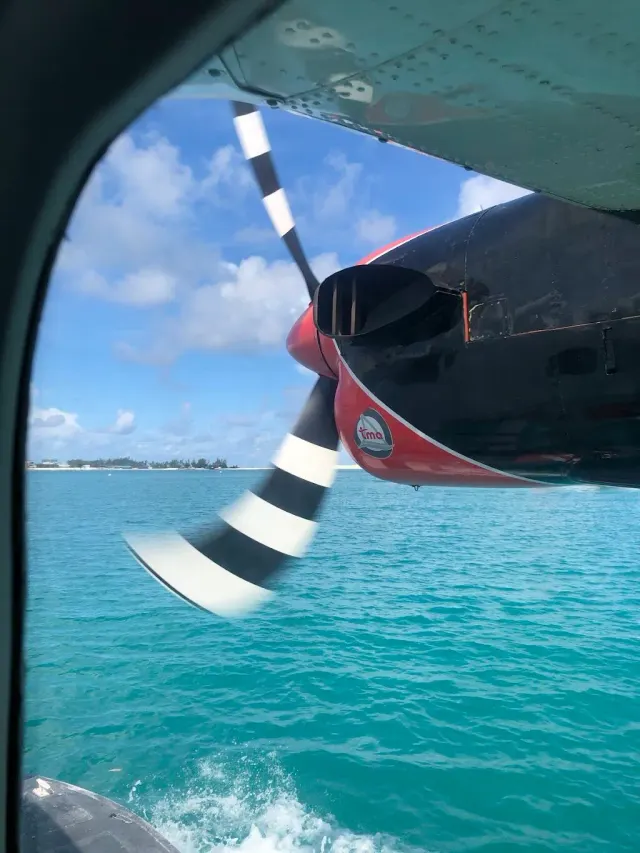Trans Maldivian Airways: photo 2