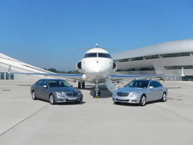 AV8 Chauffeur Cars: photo 4