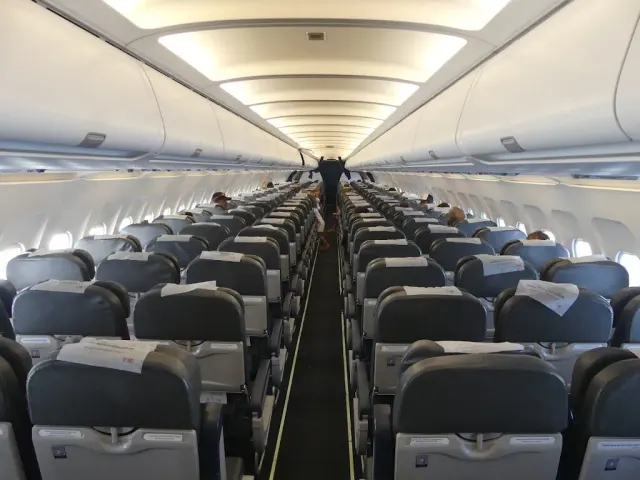 Air Montenegro: photo 2