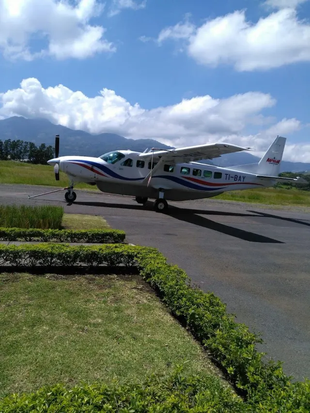 Aerobell Air Charter: photo 2