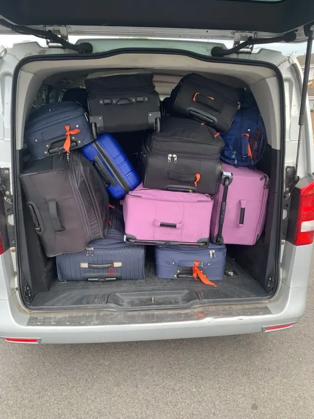 LUTON AIRPORT SPECIALIST CARS LTD: photo 4