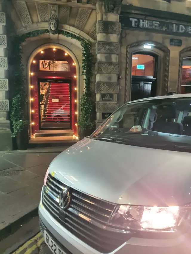 Edinburgh Transfers and Travel | Airport Taxi and Cab Services: photo 2