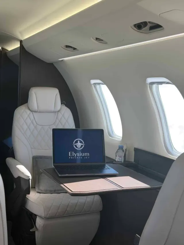 Elysium Jet: photo 1