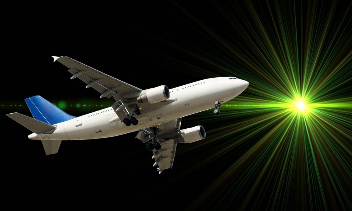Green Laser a Detriment to Flight Safety
