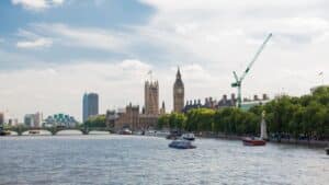 Luxury Chauffeur Services in London: Executive & Airport Transfers