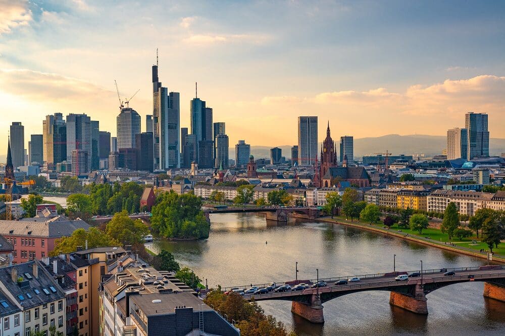 100+ Luxury Private Jet Destinations: The Complete 2025 Guide 16 European Business Hubs