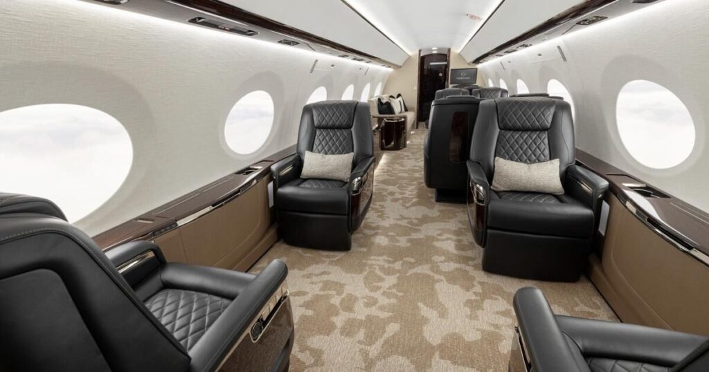 Gulfstream G800 vs Bombardier Global 7500: Which Ultra-Long-Range Jet Reigns Supreme? 3 Gulfstream G800 Cabin