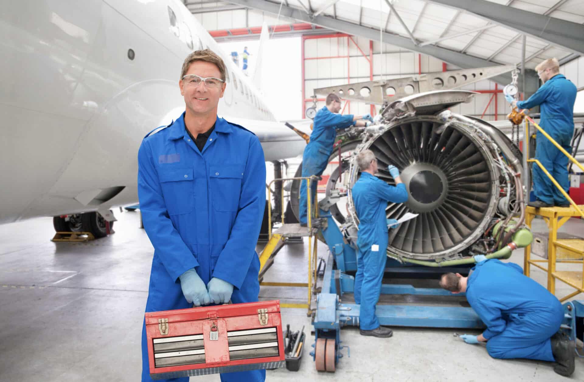 Aviation Mechanic Salary in 2026