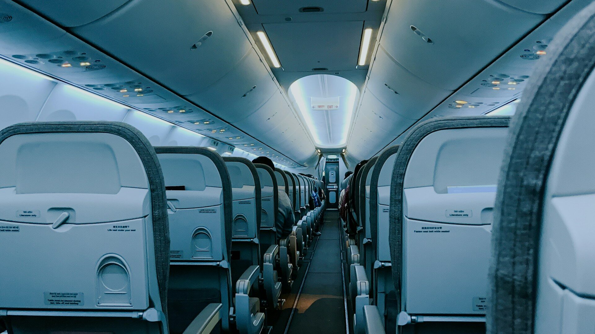 Economy vs Premium Economy Explained: Is the Upgrade Worth It in 2026?
