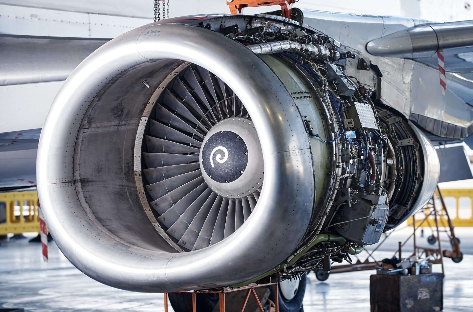 How Do Jet Engines Work? Simple Step-by-Step Guide (2026)