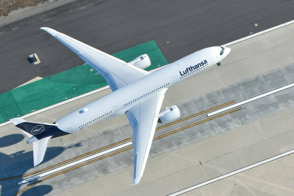Lufthansa Airbus A350