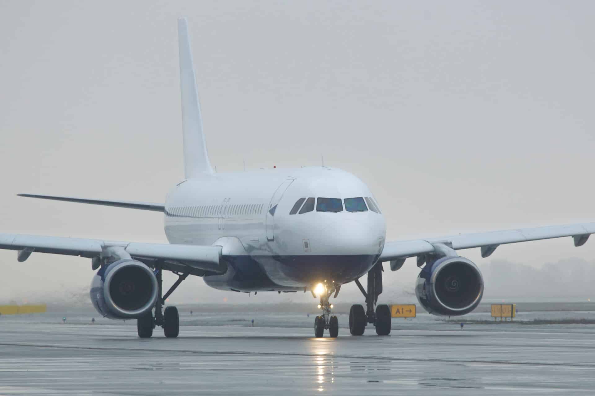 Why Hundreds of A320neos Are Grounded