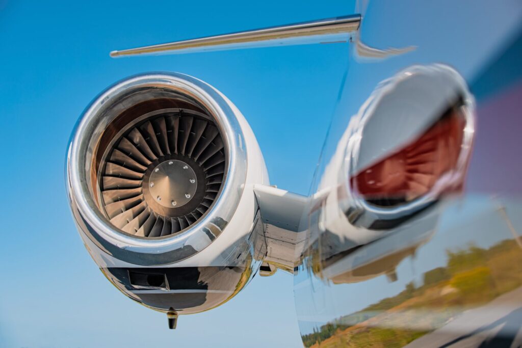 Bombardier Global 7500 vs Gulfstream G700: Ultimate Private Jet Showdown 5 ultra-long-range private jet engine detail