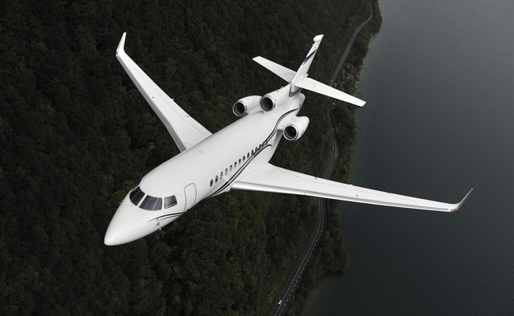 Bombardier Global 7500 vs Gulfstream G700: Ultimate Private Jet Showdown 4 ultra-long-range private jet departure